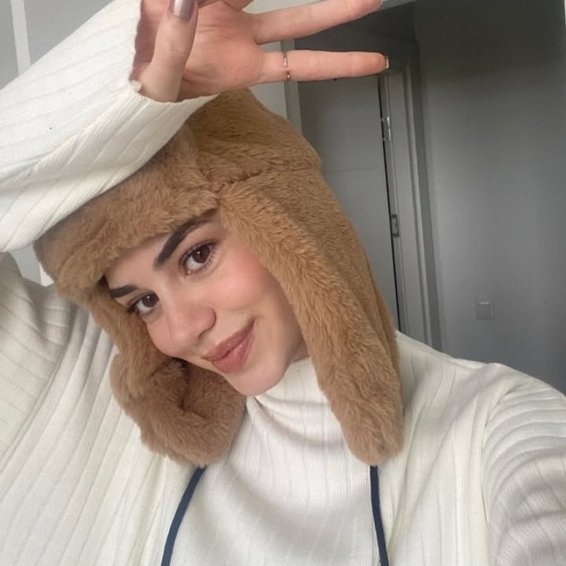 Gümüşhane Zarif ve Güçlü Kadın Escort Bayan Maya